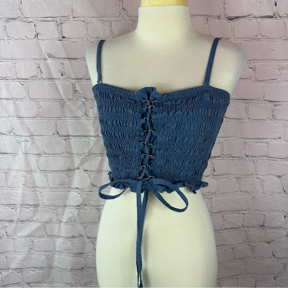 american eagle outfitters cotton Smocked shirred crop Lace-Up Top sz M